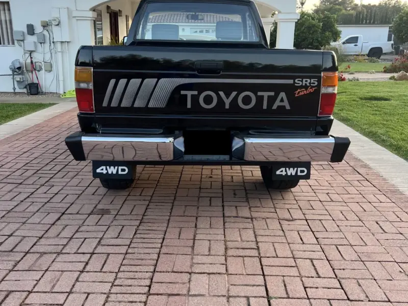 1987 Toyota Pickup XtraCab SR5 Turbo 4×4 5-Speed